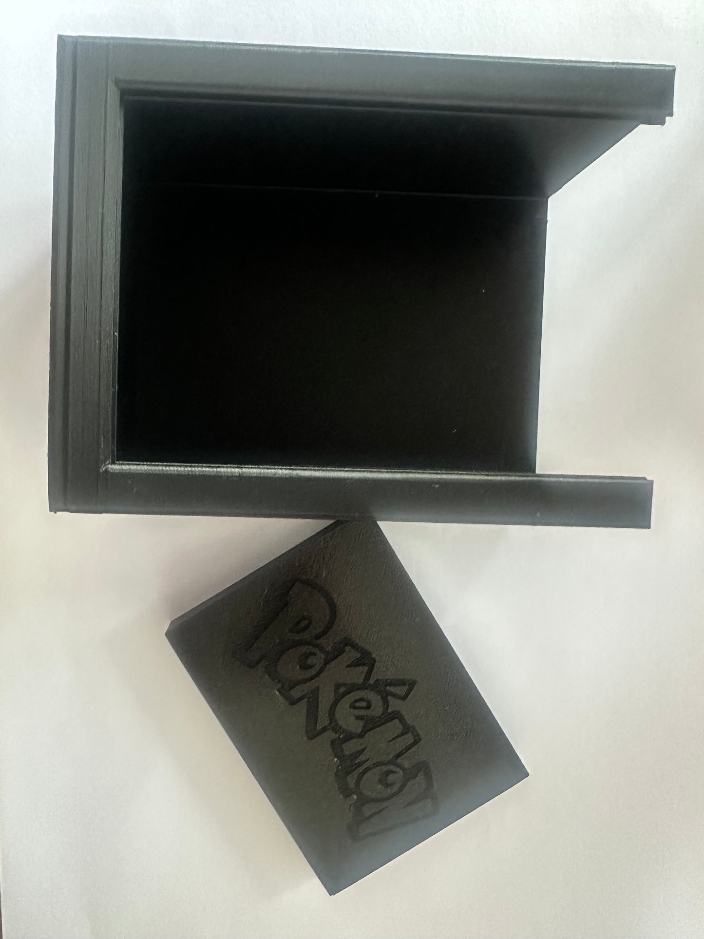 Pokemon Booster bundle protector box
